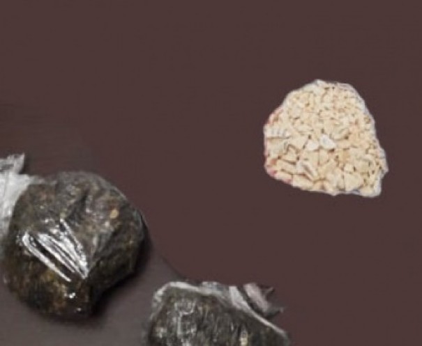 For�a T�tica de Tup� prende indiv�duo por tr�fico de entorpecentes e apreende crack