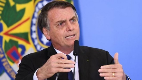Bolsonaro diz que governo vai corrigir tabela do Imposto de Renda