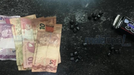 Polícia Militar surpreende menor guardando entorpecentes no Bairro João Paulo II