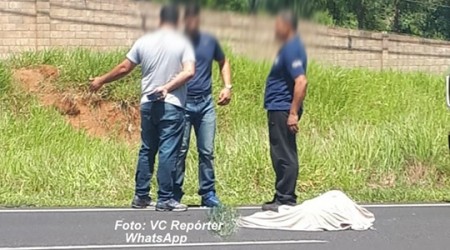 Idoso de 77 anos é atropelado e morre na SP-294