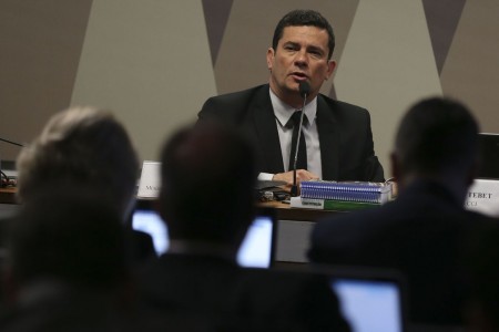 Moro volta a defender que lei garanta prisão em segunda instância