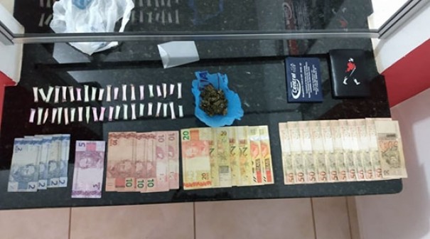 Em ocorrncia de perturbao do sossego em festa, PM prende traficante de drogas