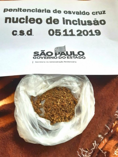 Agentes da Penitenciária de OC encontram maconha escondida na borda de um cobertor enviado por Sedex
