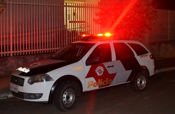 Bandidos arrombam cofre e furtam R$ 12 mil de mercado