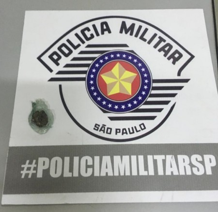 Polícia Militar de OC flagra menor com porção de maconha na Avenida Brasil