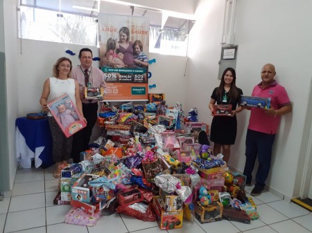 Unimed Presidente Prudente doa brinquedos para o Fundo Social de Solidariedade de Osvaldo Cruz