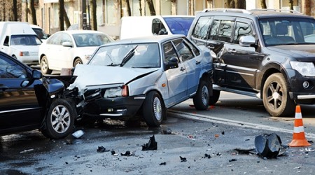 Bolsonaro assina medida provisória que extingue o seguro obrigatório DPVAT