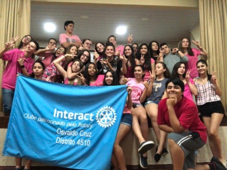 Jovens do Interact de Osvaldo Cruz fazem a diferença na comunidade
