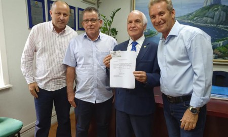 Prefeito e vereador de Flórida Paulista buscam viabilizar verba para a Saúde junto a Deputado Federal