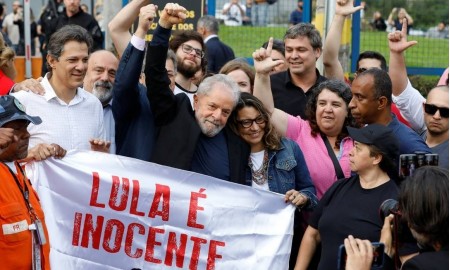 Lula deixa carceragem da PF em Curitiba