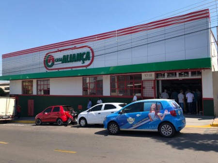 Supermercados Casa Aliança inaugura nova loja em Osvaldo Cruz