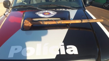 Mulher é agredida com marretada na Vila Cavaru, em Osvaldo Cruz 