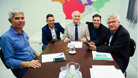 Salmourão reivindica Centro de Hidroterapia para idosos