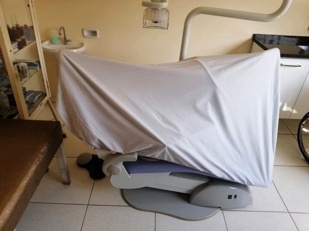 Vereador denuncia equipamento odontolgico novo e parado, sem estar a servio da populao desde 2018