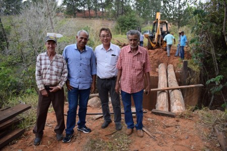 Parceria entre prefeituras de Osvaldo Cruz e Parapuã resulta na reconstrução de ponte no bairro Negrinha
