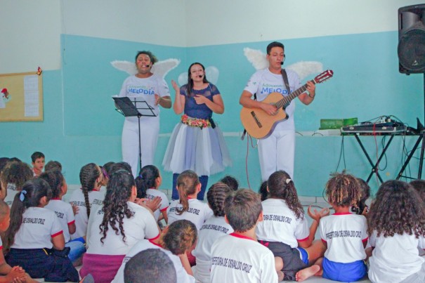 Projeto 'Adoando com Melodia' busca garantir o acesso  cultura por meio da msica 