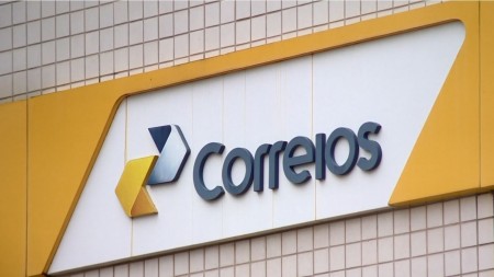Funcionários dos Correios suspendem paralisação em todo o país