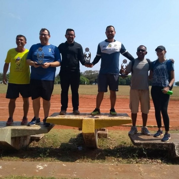 Equipe de Atletismo de Osvaldo Cruz conquista 4 Etapa seguida da Liga Regional