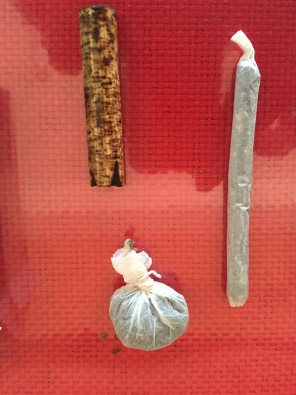 Casal � flagrado com maconha na pista de skate em OC