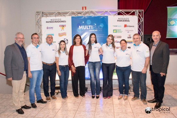 ACEOC e Multiplic promoveram palestra com a osvaldocruzense Magic Paula