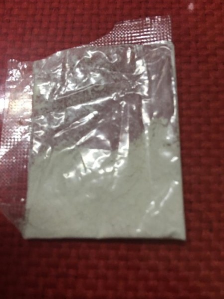 PM de Osvaldo Cruz surpreende dupla com cocaína na Avenida Brasil