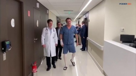 Bolsonaro apresenta melhora, mas não tem previsão de alta