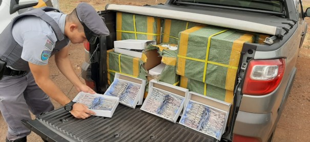 PM Rodovi�ria apreende 7.000 rel�gios na SP-270 em Presidente Bernardes