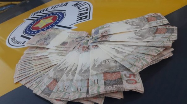 Pol�cia Militar de Parapu� registra agress�o a faca a menor por caso de dinheiro falso