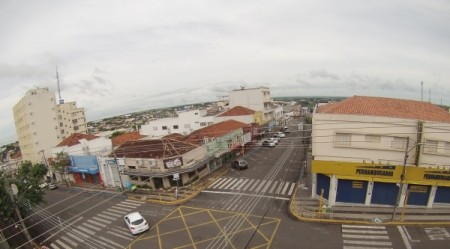 Adamantina mantém fechamento do comércio e restrições até 7 de abril, e aguarda decisão estadual