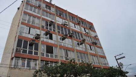 Servidores da Prefeitura de Adamantina recebem reajuste de R$ 1 no vale alimentação