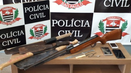 Polícia Civil prende dupla suspeita de torturar rapaz com ferros e plásticos quentes