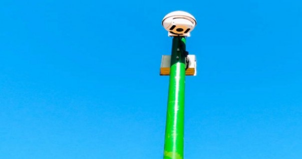 Cmera de vigilncia  instalada na Praa da Bandeira em Salmouro