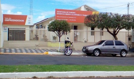 Pat de Bastos oferece 28 vagas de trabalho em várias áreas