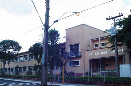 Escola Benjamin Constant continua com as inscrições para a Educação de Jovens e Adultos