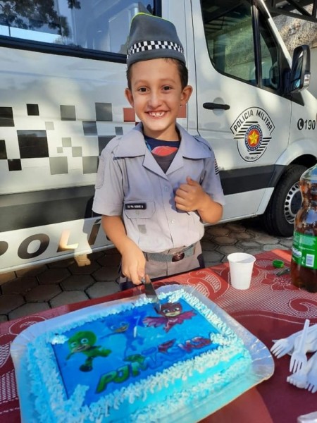 Polícia Militar realiza sonho de garotinho de 7 anos, em Osvaldo Cruz