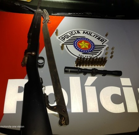 Durante patrulhamento pelo Indaiá, PM ouve tiros e apreende arma sem documento