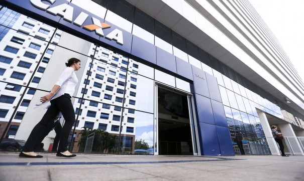 Caixa paga hoje abono salarial para nascidos em agosto