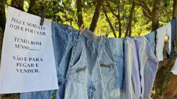 Varal Solidrio facilita doaes de roupas e atende comunidade no Jardim Brasil em Adamantina
