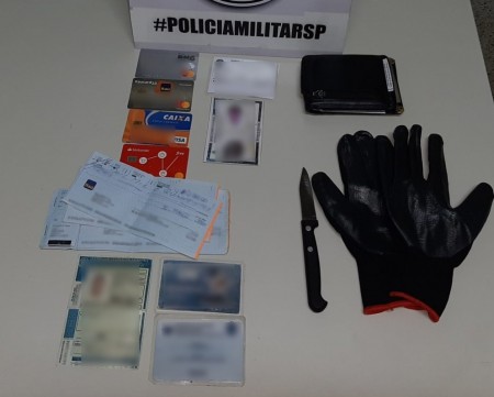 Foragido da Justiça é preso após ameaçar de morte a esposa e segui-la com uma faca até terminal rodoviário