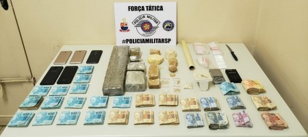 Mãe e filho são presos com drogas e mais de R$ 27 mil em dinheiro em Presidente Prudente