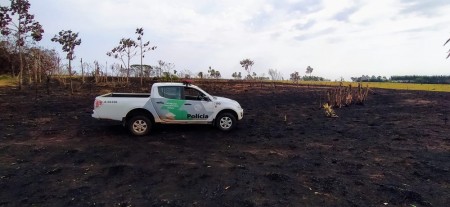 Proprietária de sítio é autuada em quase R$ 20 mil por uso de fogo em área agropastoril e queimada de 34 árvores