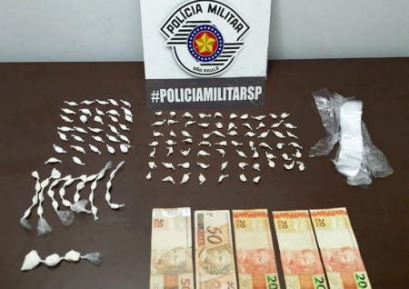 Dupla é presa em Tupã acusada de envolvimento com o tráfico de drogas