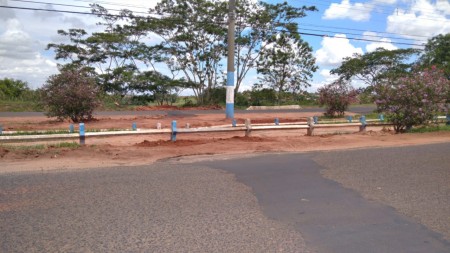 Prefeitura de Osvaldo Cruz fecha acesso irregular em ciclovia do município