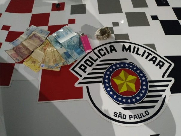 Pol�cia Militar registra ocorr�ncia de porte de entorpecente em Osvaldo Cruz