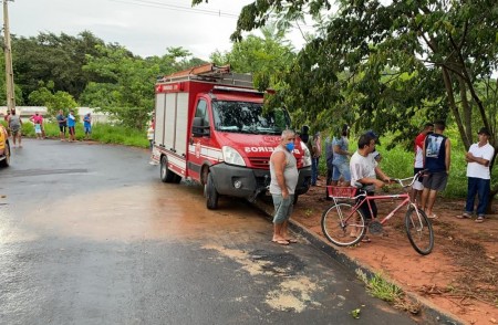 Mulher e criança morrem após serem levadas por enxurrada em Regente Feijó
