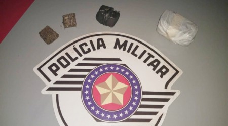 Denúncia anônima leva Polícia Militar a local de tráfico de drogas em Adamantina