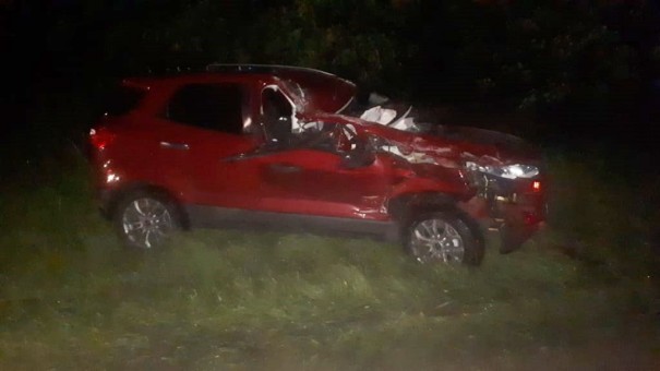 Acidente grave deixa m�e e filho feridos na vicinal que liga Rin�polis a Piacatu 