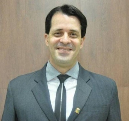 Vereador Bitinha recupera conta no WhatsApp