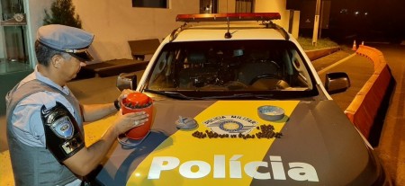 Polícia Rodoviária apreende porções de haxixe dentro de garrafa térmica em Presidente Prudente