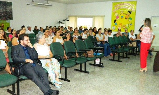 Parceria do Judicirio, MP e Prefeitura lana projeto de trabalho humanizado na Educao em Flrida Paulista